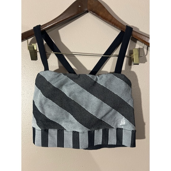 Free peopleStriped Black and Gray Women's Top - Picture 1 of 3